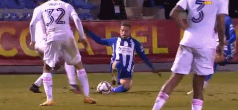 凯尔特人球星杰伦·布朗因辱骂裁判被罚35万美元，罚款如他所愿