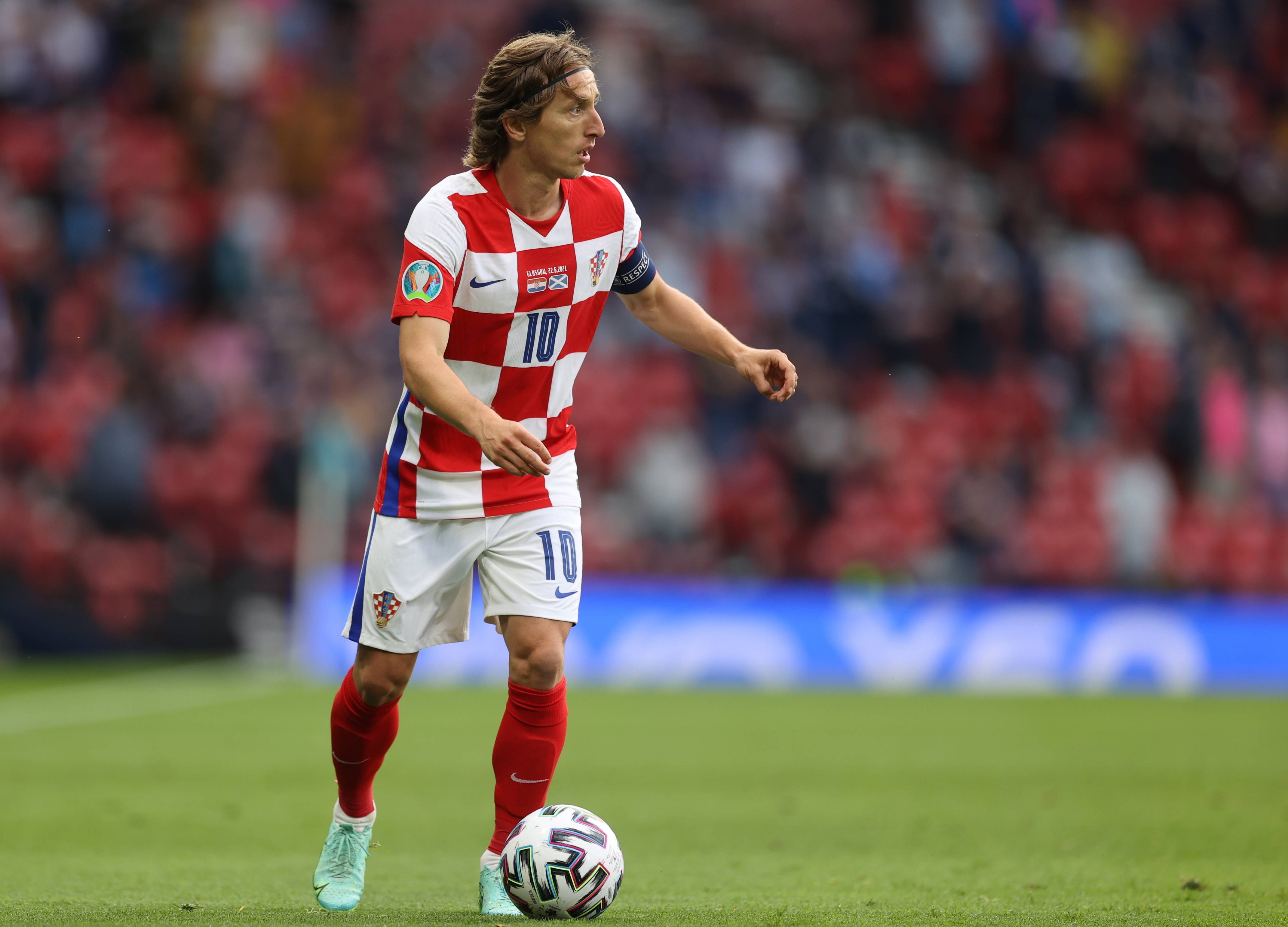 [流言板]突然断电！山西连续4分钟未得分，上海12-0高潮杀死比赛悬念50亮109回复